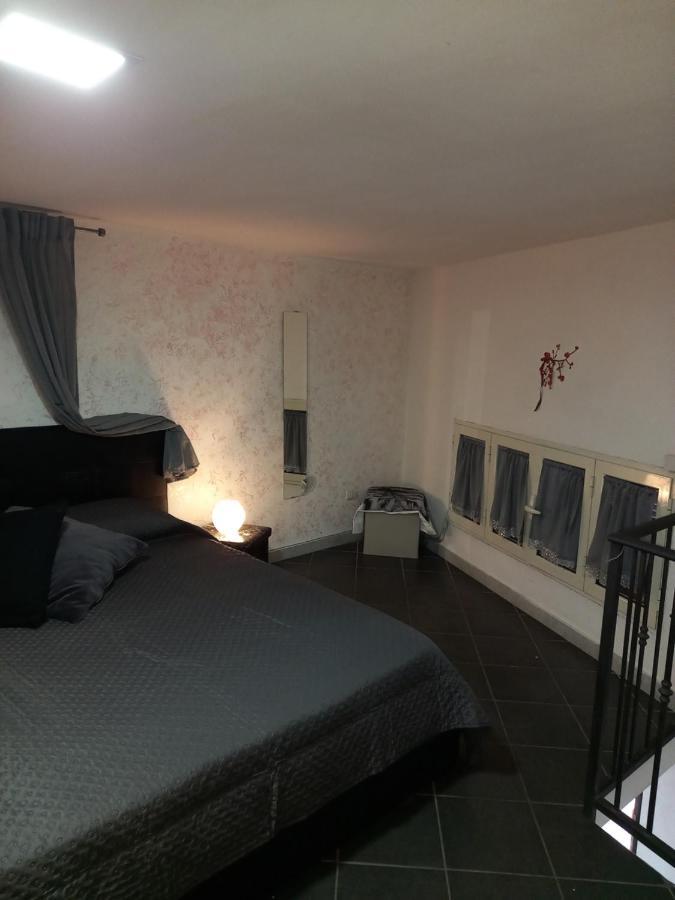 Bella Mbriana Apartment Napoli Ngoại thất bức ảnh