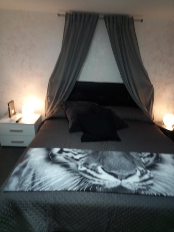 Bella Mbriana Apartment Napoli Ngoại thất bức ảnh